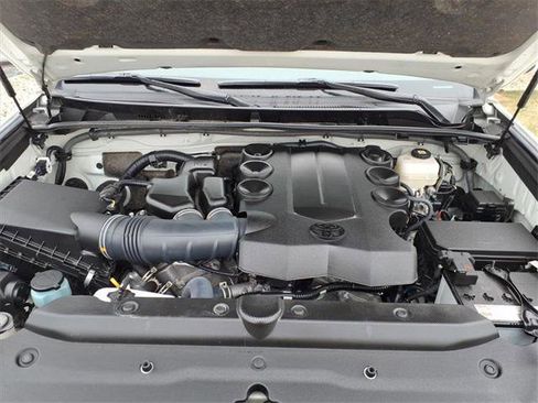 Certified 2023 Toyota 4Runner TRD Off-Road Premium image 20