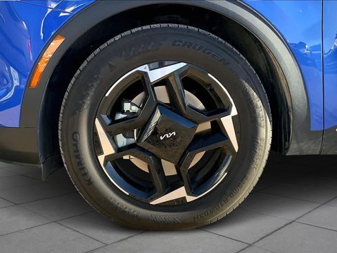Certified 2026 Kia Sportage EX image 22