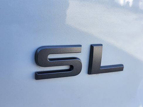 Used 2025 Nissan Armada SL w/ Captain's Chari Seat Package image 21