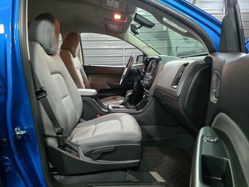 Used 2022 Chevrolet Colorado W/T w/ Custom Special Edition image 17