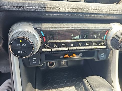 Used 2024 Toyota RAV4 XLE FWD image 10