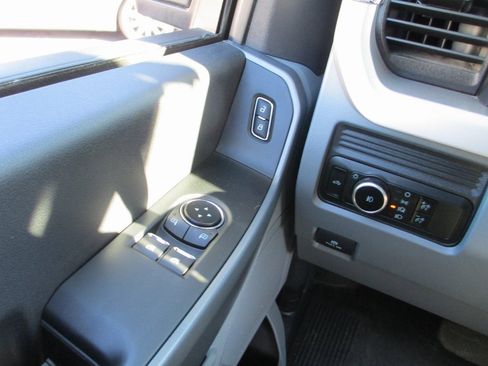 Used 2024 Ford F350 XLT w/ Snow Plow Prep Package image 18