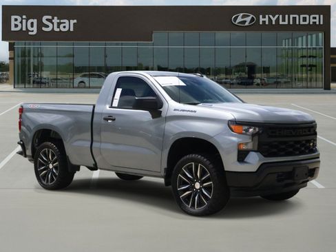 Used 2026 Chevrolet Silverado 1500 W/T w/ WT Convenience Package AWD/4WD image 6