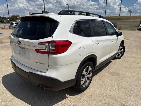 Used 2023 Subaru Ascent Premium w/ Convenience Package AWD/4WD image 11