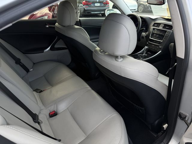 Used 2011 Lexus IS 250 RWD image 25