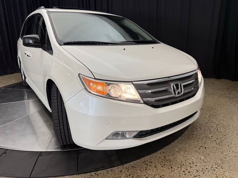 Used 2013 Honda Odyssey Touring image 12
