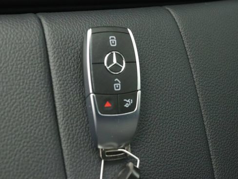 New 2026 Mercedes-Benz GLA 250 image 9
