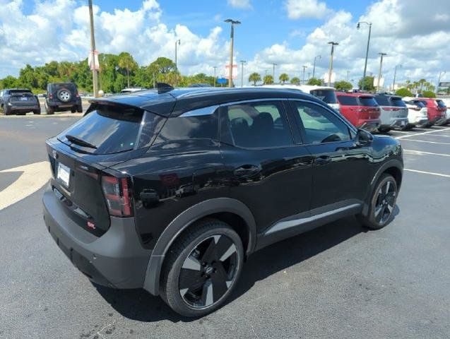 Certified 2025 Nissan Kicks SR FWD image 6