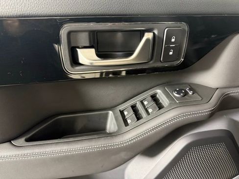 Used 2024 INEOS Grenadier image 13