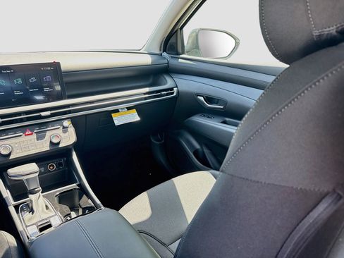 New 2026 Hyundai Tucson SE FWD image 16