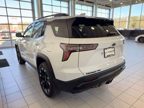 New 2026 Chevrolet Equinox RS AWD/4WD image 43