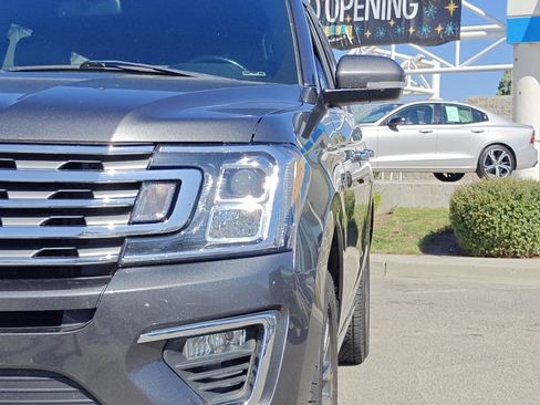 Used 2021 Ford Expedition Limited image 33