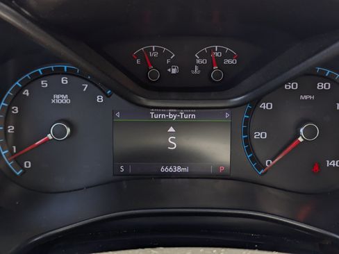 Used 2022 Chevrolet Colorado Z71 AWD/4WD image 12