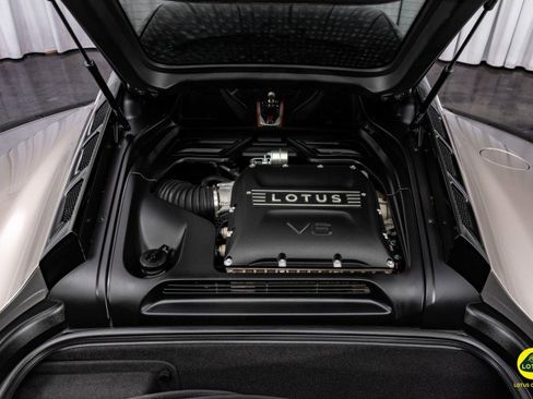 Used 2024 Lotus Emira First Edition image 19