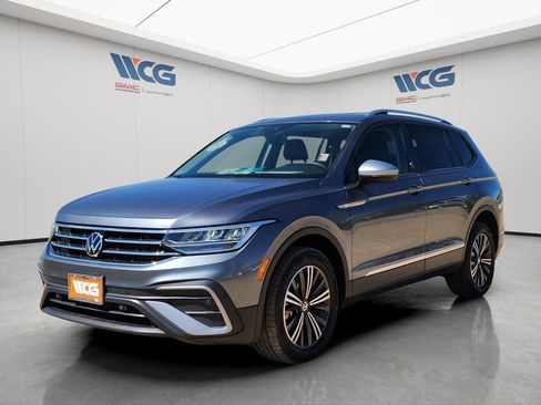 Used 2024 Volkswagen Tiguan Wolfsburg Edition AWD/4WD image 5
