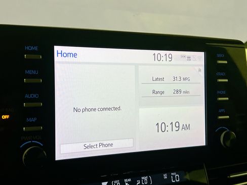 Used 2022 Toyota Sienna XLE FWD image 28