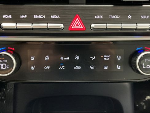 Used 2026 Hyundai Palisade Calligraphy AWD/4WD image 18