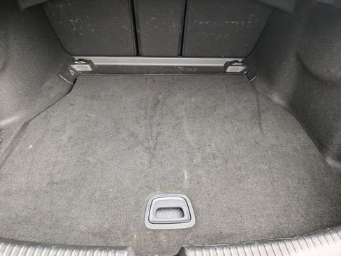 Used 2025 Mercedes-Benz C 300 4MATIC Sedan image 28