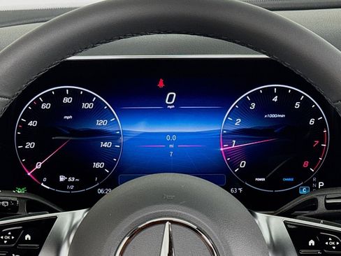 New 2026 Mercedes-Benz GLC 300 image 18