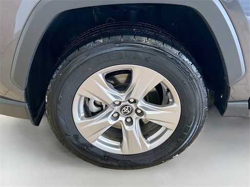 Used 2025 Toyota RAV4 XLE image 33