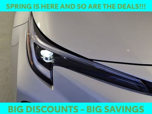 Certified 2025 Toyota Corolla XSE image 10