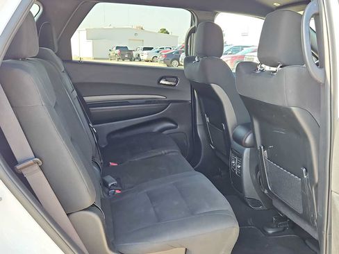 Used 2025 Dodge Durango GT RWD image 17