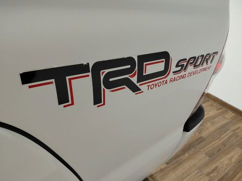 Used 2014 Toyota Tacoma 4x4 Double Cab image 18