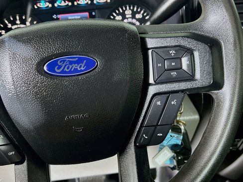 Used 2016 Ford F150 XL w/ Equipment Group 101A Mid RWD image 19