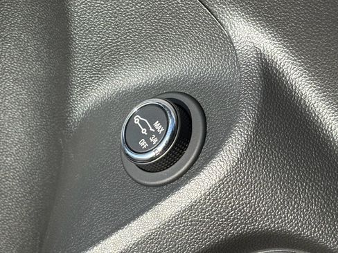 Used 2024 Buick Encore GX Preferred w/ Advanced Technology Package FWD image 22