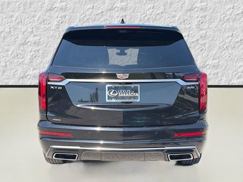 Used 2024 Cadillac XT6 Premium Luxury w/ Technology Package image 4