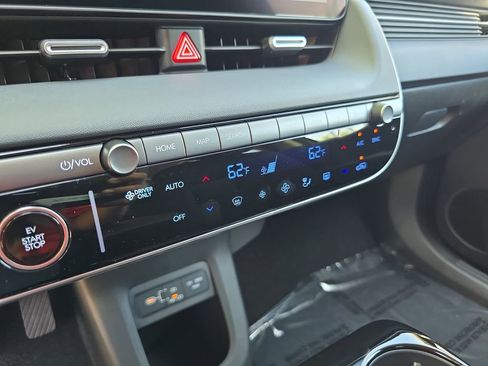 New 2025 Hyundai Ioniq 5 SE AWD/4WD image 21