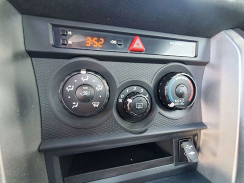 Used 2017 Toyota 86 image 32