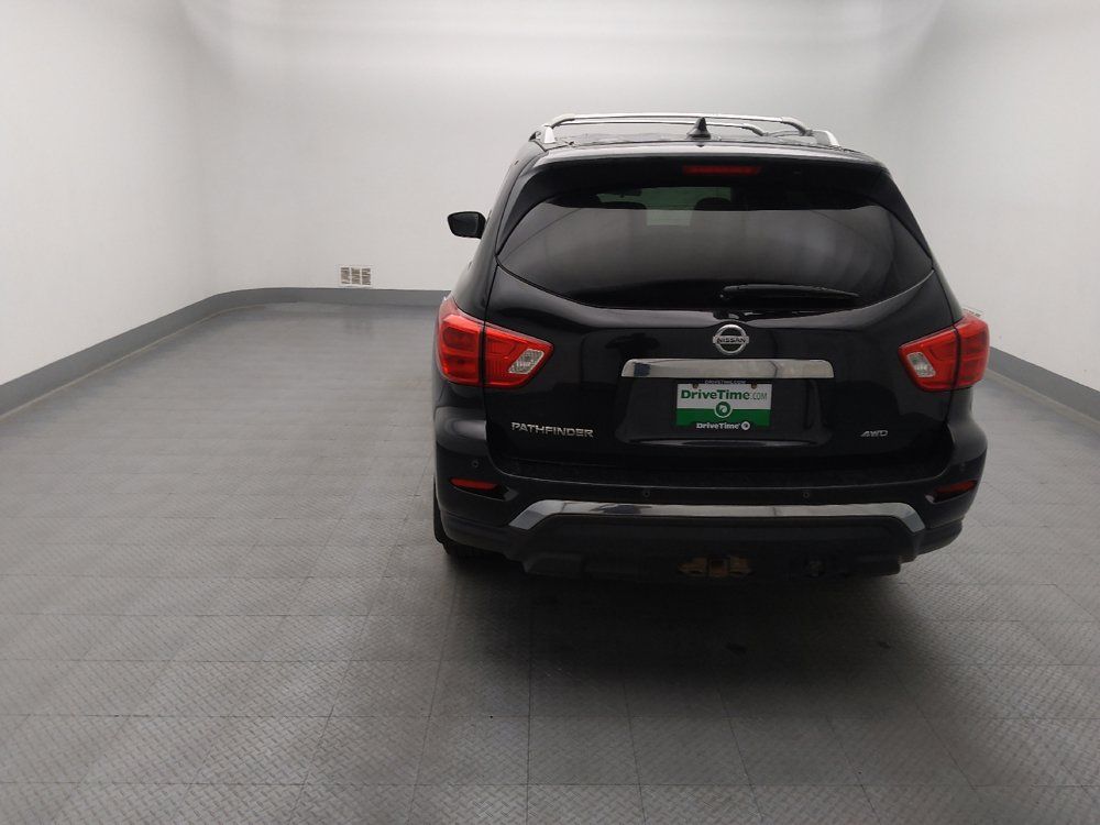 Used 2019 Nissan Pathfinder S AWD/4WD image 6