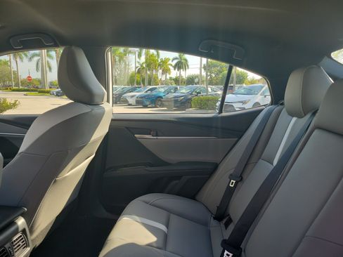 Certified 2025 Toyota Camry SE FWD image 14