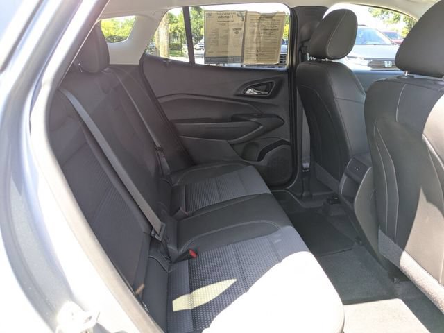 Used 2024 Chevrolet Trax LT w/ Driver Confidence Package FWD image 34
