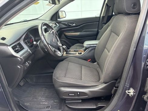 Used 2019 GMC Acadia SLE FWD image 11