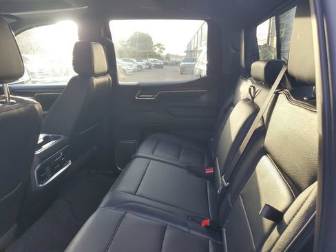 Used 2025 GMC Sierra 1500 Denali AWD/4WD image 11