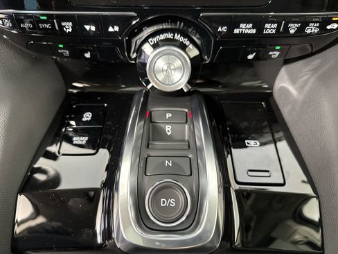 Used 2026 Acura MDX SH-AWD image 19