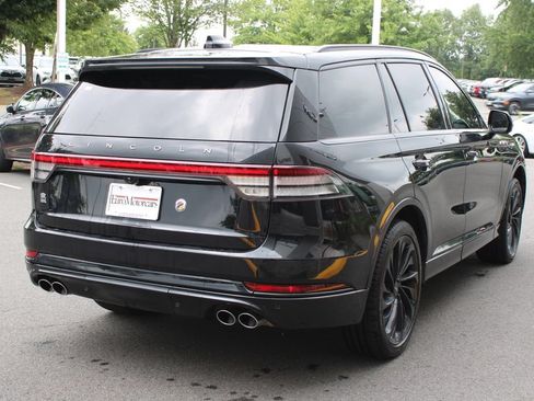 Used 2025 Lincoln Aviator Reserve w/ Jet Appearance Package AWD/4WD image 3