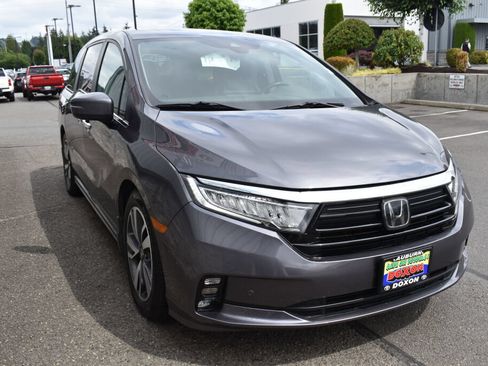 Used 2022 Honda Odyssey Touring image 3