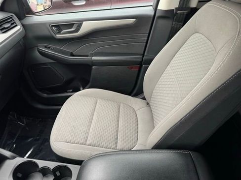 Certified 2022 Ford Escape SE w/ SE Sport Appearance Package AWD/4WD image 23