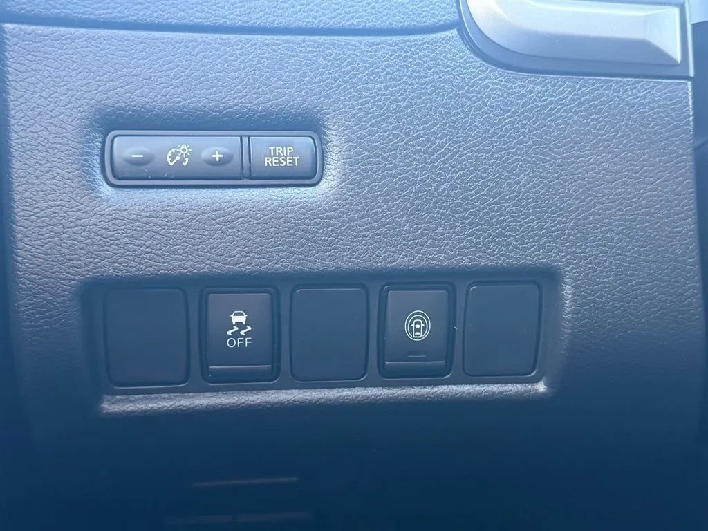 Used 2020 Nissan Murano SV FWD image 19