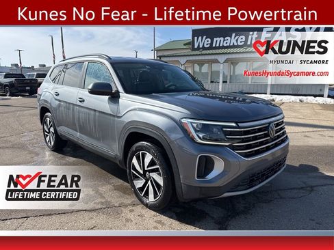 Used 2024 Volkswagen Atlas SE FWD image 1