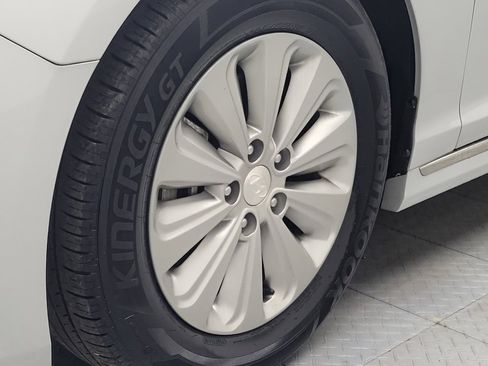 Used 2016 Hyundai Sonata SE image 31