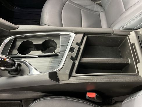 Used 2021 Buick Enclave Essence w/ Sport Touring Edition image 20