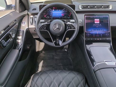 Used 2023 Mercedes-Benz S 580 4MATIC Sedan w/ AMG Line image 14