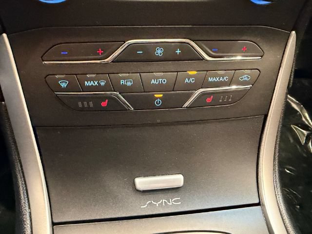 Used 2016 Ford Edge SEL w/ Equipment Group 201A AWD/4WD image 24