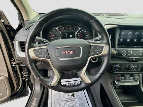 Used 2018 GMC Terrain Denali w/ Advanced Safety Package AWD/4WD image 11