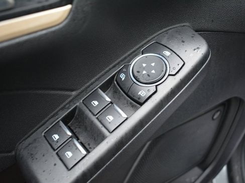 Used 2022 Ford Escape Titanium w/ Titanium Elite Package image 8