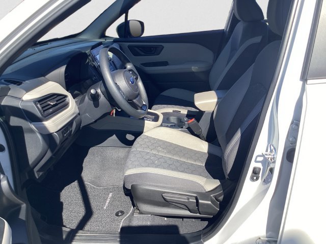 Used 2025 Subaru Forester AWD/4WD image 9